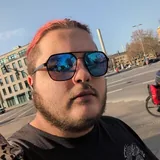 Porträt von Tay März